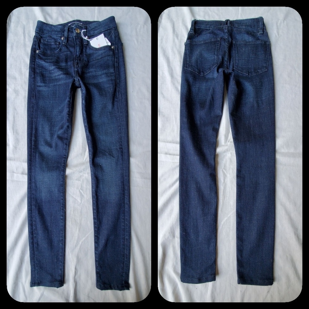 Good American Good Legs Skinny Jeans